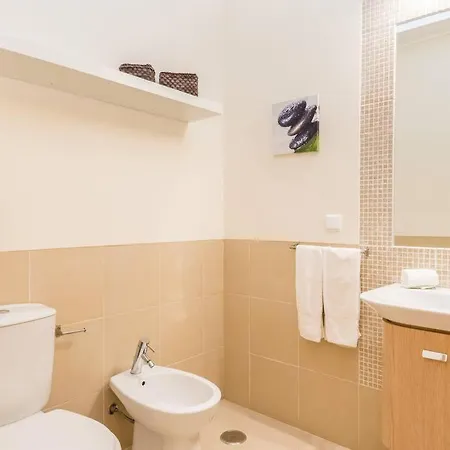 New !! 2 Bedroom Apartamento Tavira